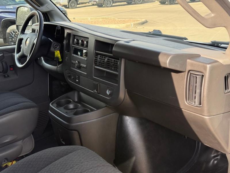 2025 Chevrolet Express 2500