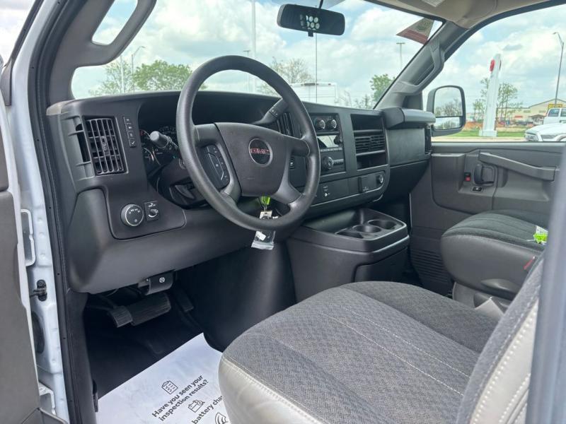 2024 GMC Savana 2500