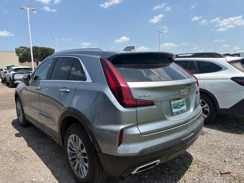 2025 Cadillac XT4