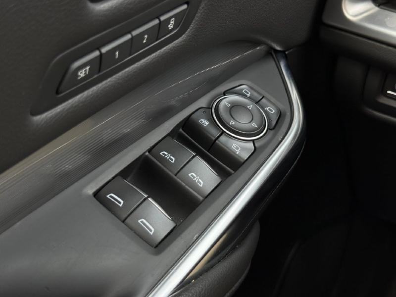 2025 Cadillac XT4