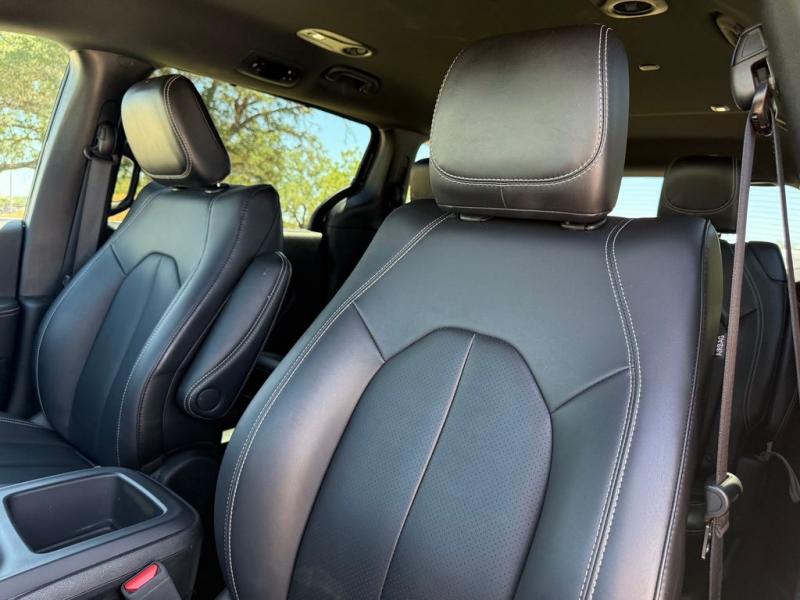 2025 Chrysler Pacifica