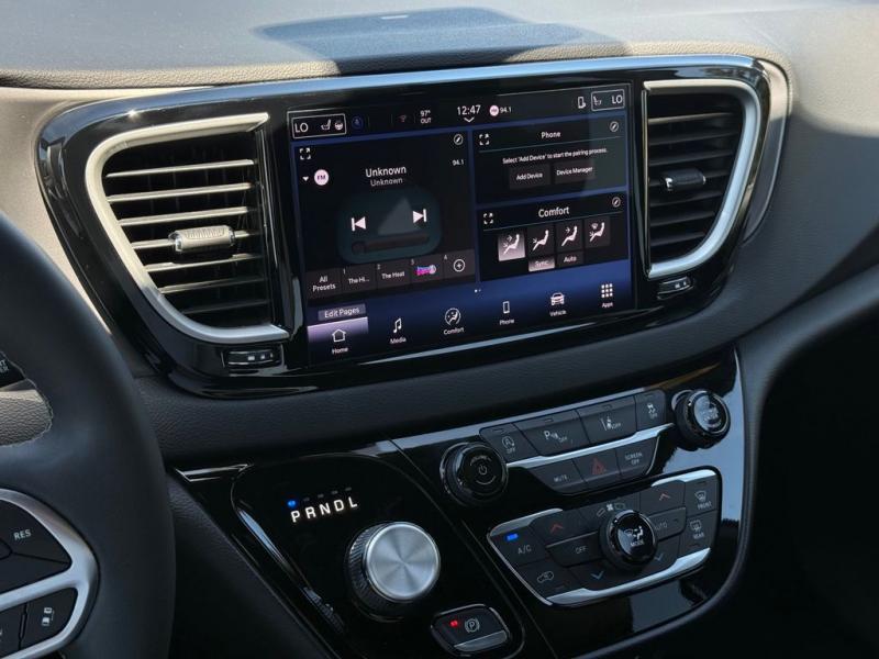 2025 Chrysler Pacifica