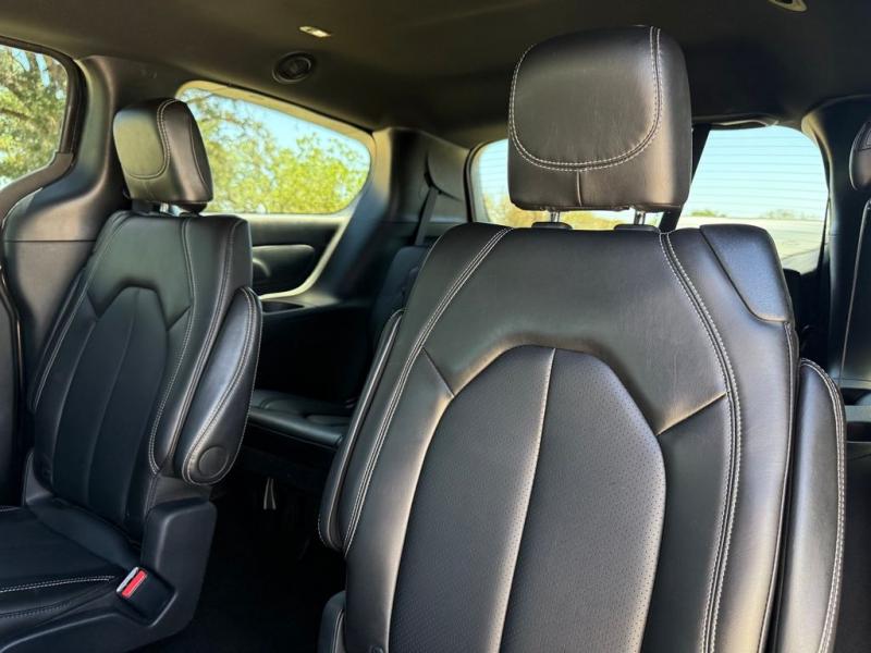 2025 Chrysler Pacifica