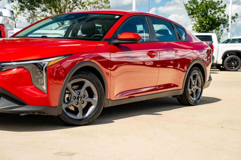 2025 Kia K4