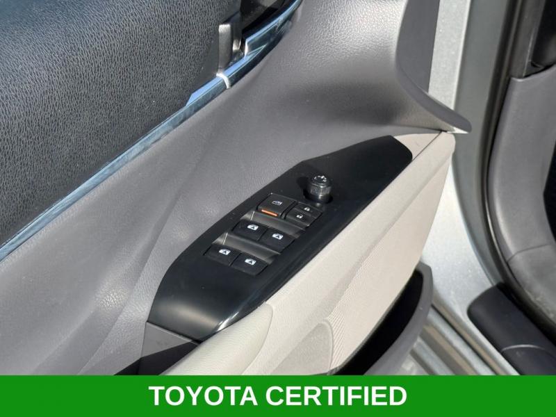 2020 Toyota Camry Hybrid