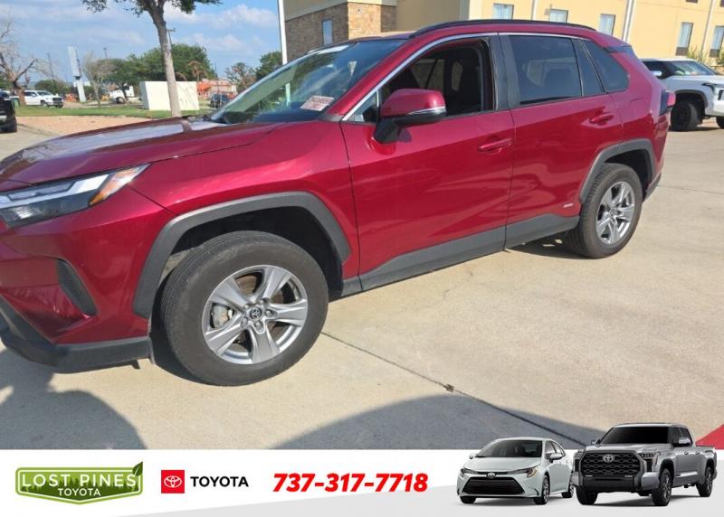 2025 Toyota RAV4 Hybrid XLE