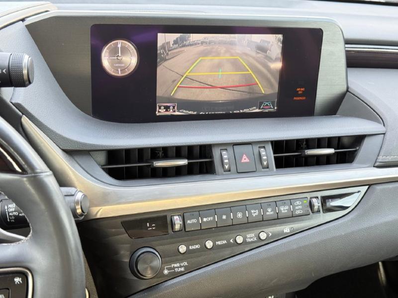 2020 Lexus ES