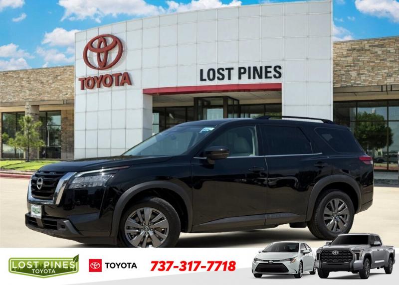 2024 Nissan Pathfinder SV