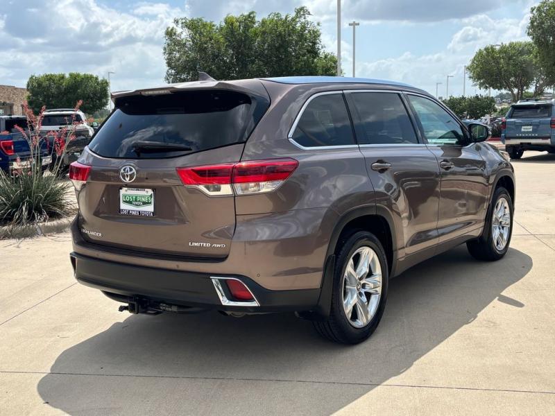 2017 Toyota Highlander