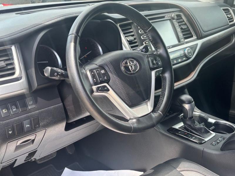 2017 Toyota Highlander
