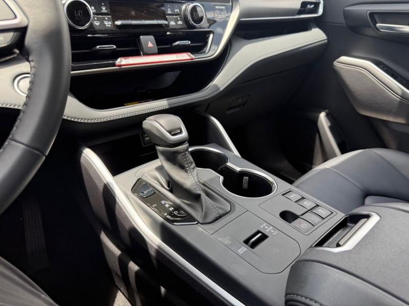 2026 Toyota Highlander Hybrid