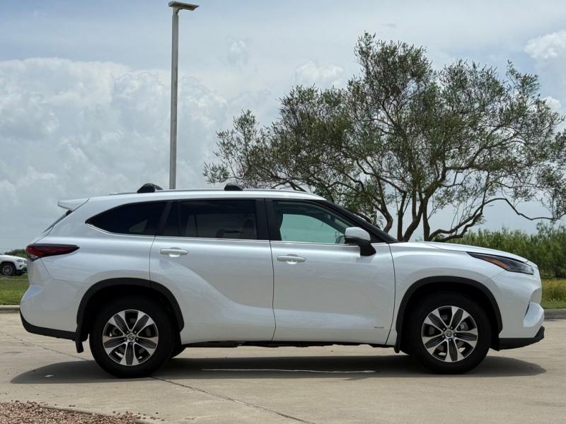 2026 Toyota Highlander Hybrid