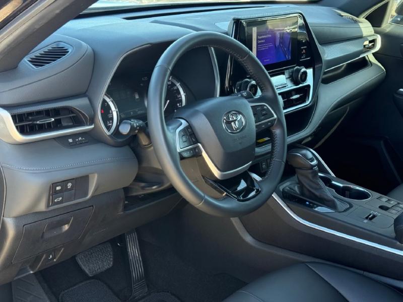 2024 Toyota Highlander