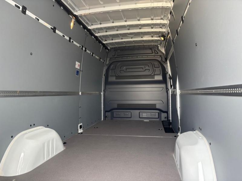 2025 Mercedes-Benz Sprinter 2500