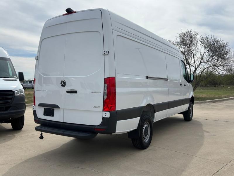 2025 Mercedes-Benz Sprinter 2500