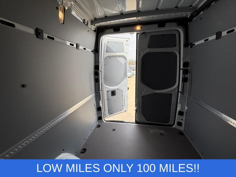 2025 Mercedes-Benz Sprinter 2500