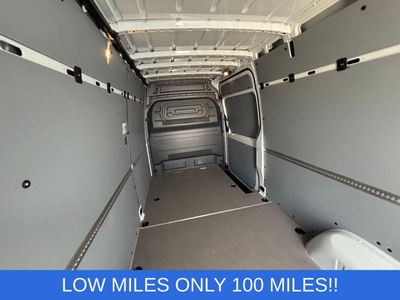 2025 Mercedes-Benz Sprinter 2500