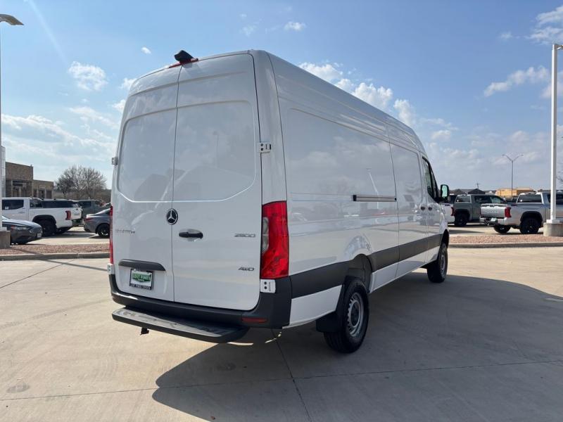 2025 Mercedes-Benz Sprinter 2500