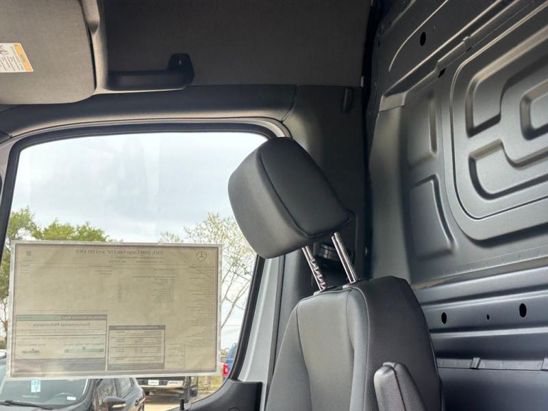 2025 Mercedes-Benz Sprinter 2500