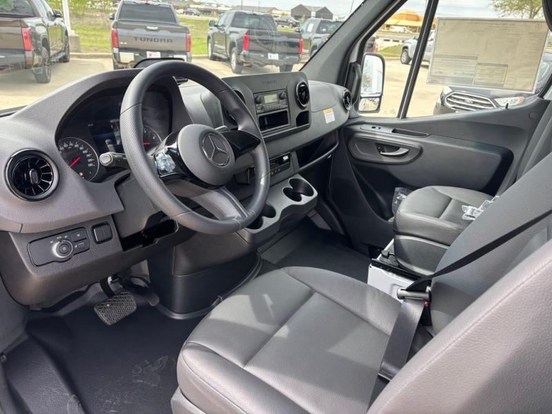 2025 Mercedes-Benz Sprinter 2500