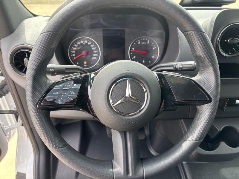 2025 Mercedes-Benz Sprinter 2500