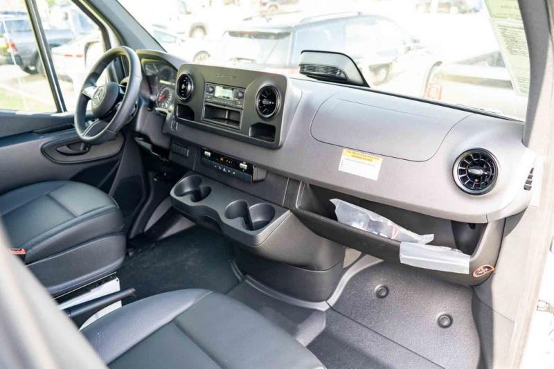 2025 Mercedes-Benz Sprinter 2500