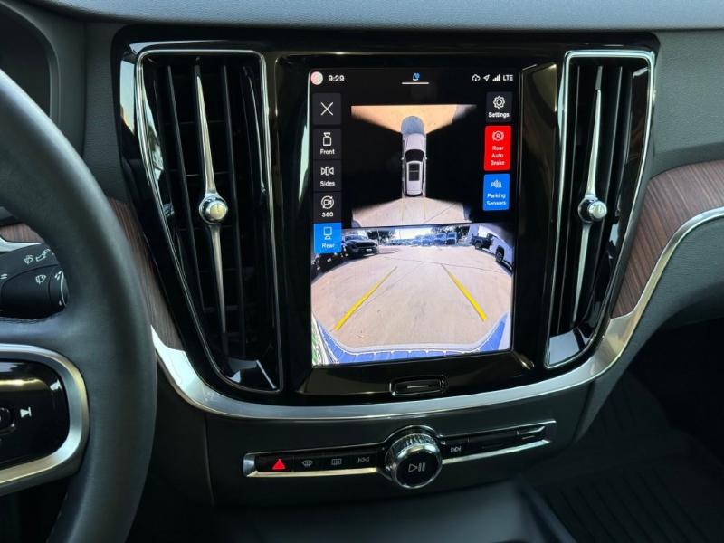 2025 Volvo V60 Cross Country
