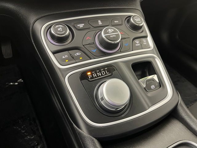 2016 Chrysler 200