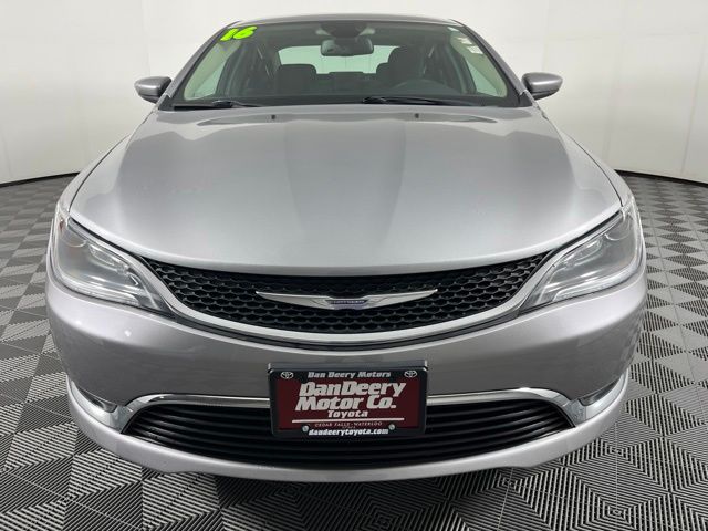2016 Chrysler 200