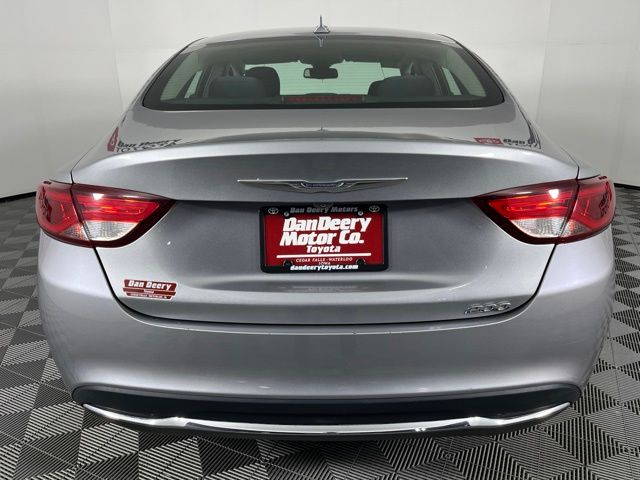 2016 Chrysler 200