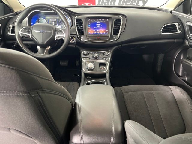 2016 Chrysler 200