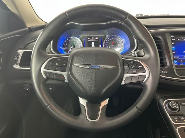 2016 Chrysler 200