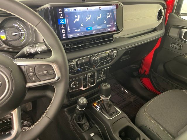 2025 Jeep Wrangler