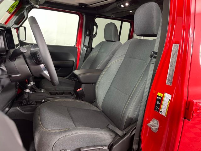 2025 Jeep Wrangler