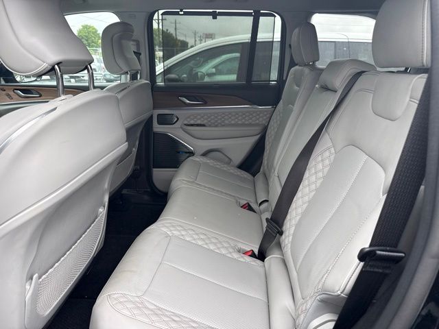 2022 Jeep Grand Cherokee