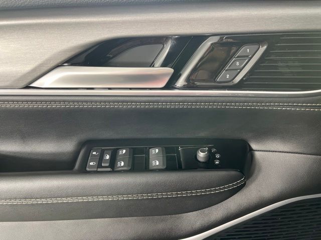 2024 Jeep Wagoneer