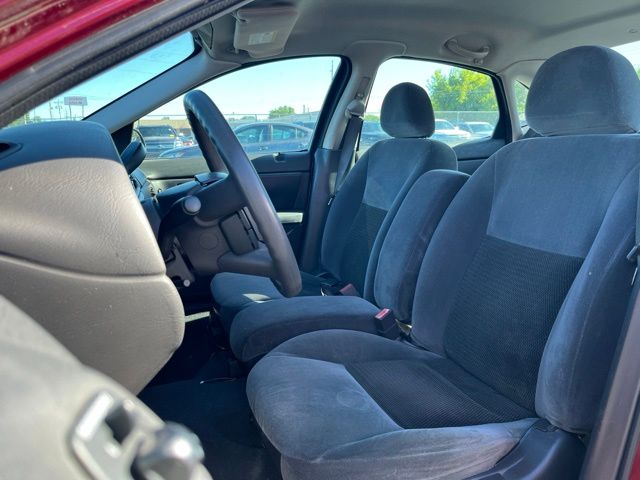 2004 Ford Taurus