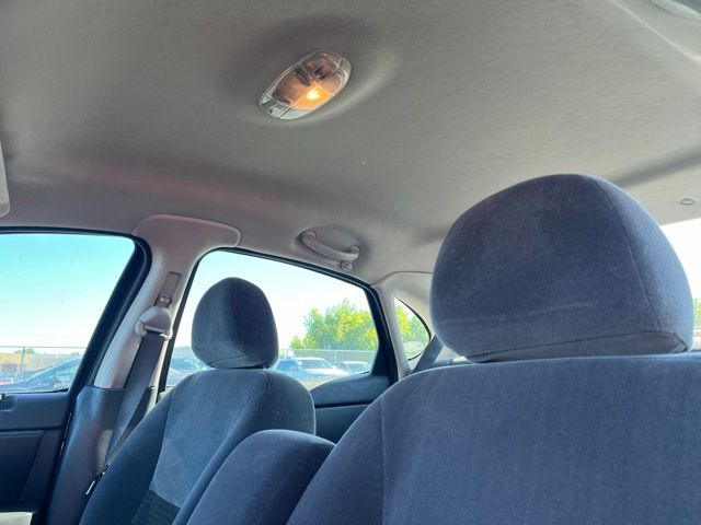 2004 Ford Taurus