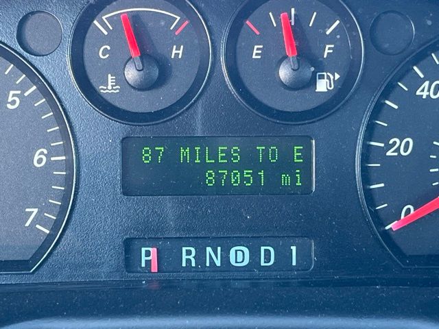 2004 Ford Taurus