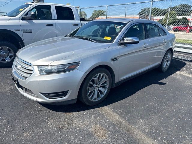 2016 Ford Taurus