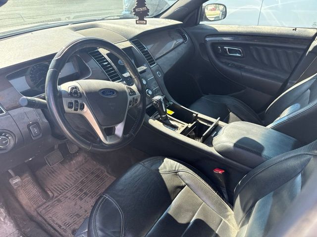 2016 Ford Taurus