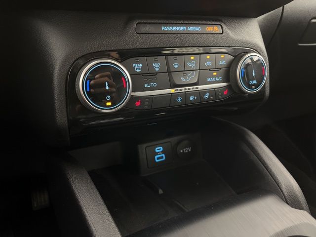 2022 Ford Escape Hybrid