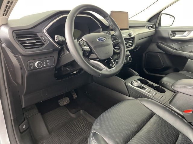 2022 Ford Escape Hybrid