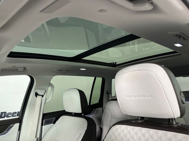 2024 GMC Acadia