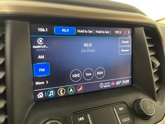 2022 GMC Acadia