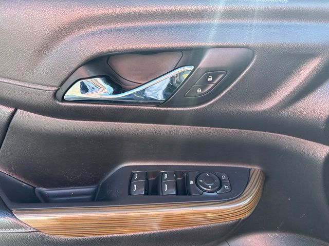 2021 GMC Acadia
