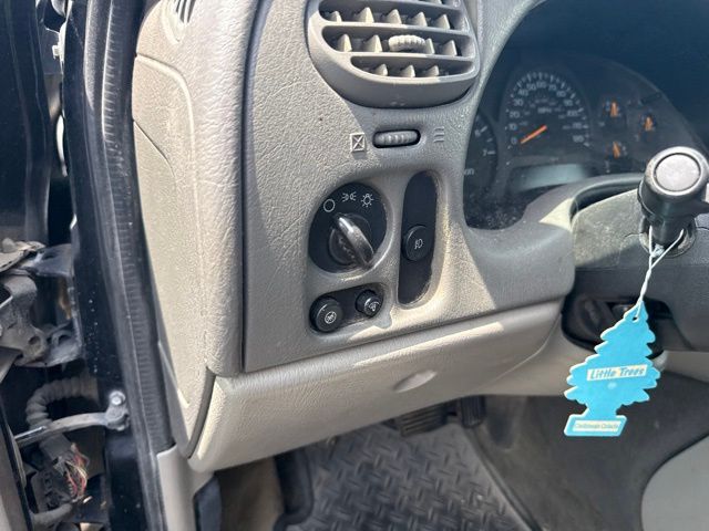 2002 Chevrolet TrailBlazer EXT