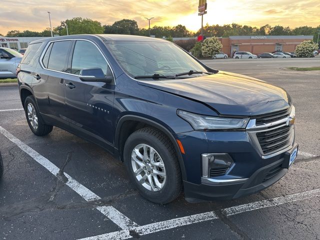 2022 Chevrolet Traverse LS