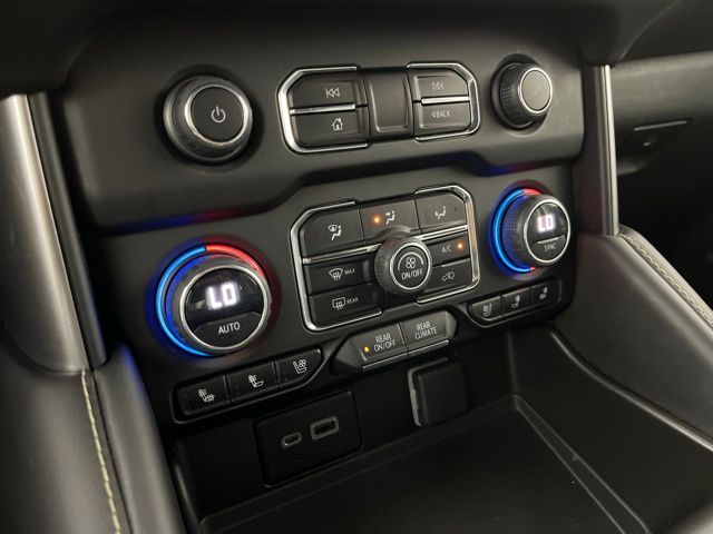 2023 Chevrolet Suburban
