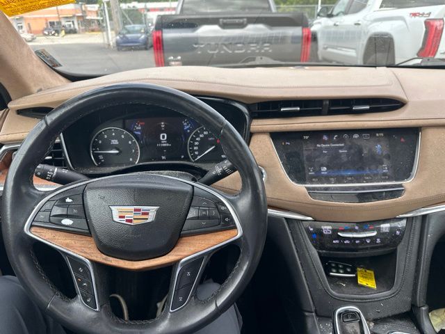 2017 Cadillac XT5
